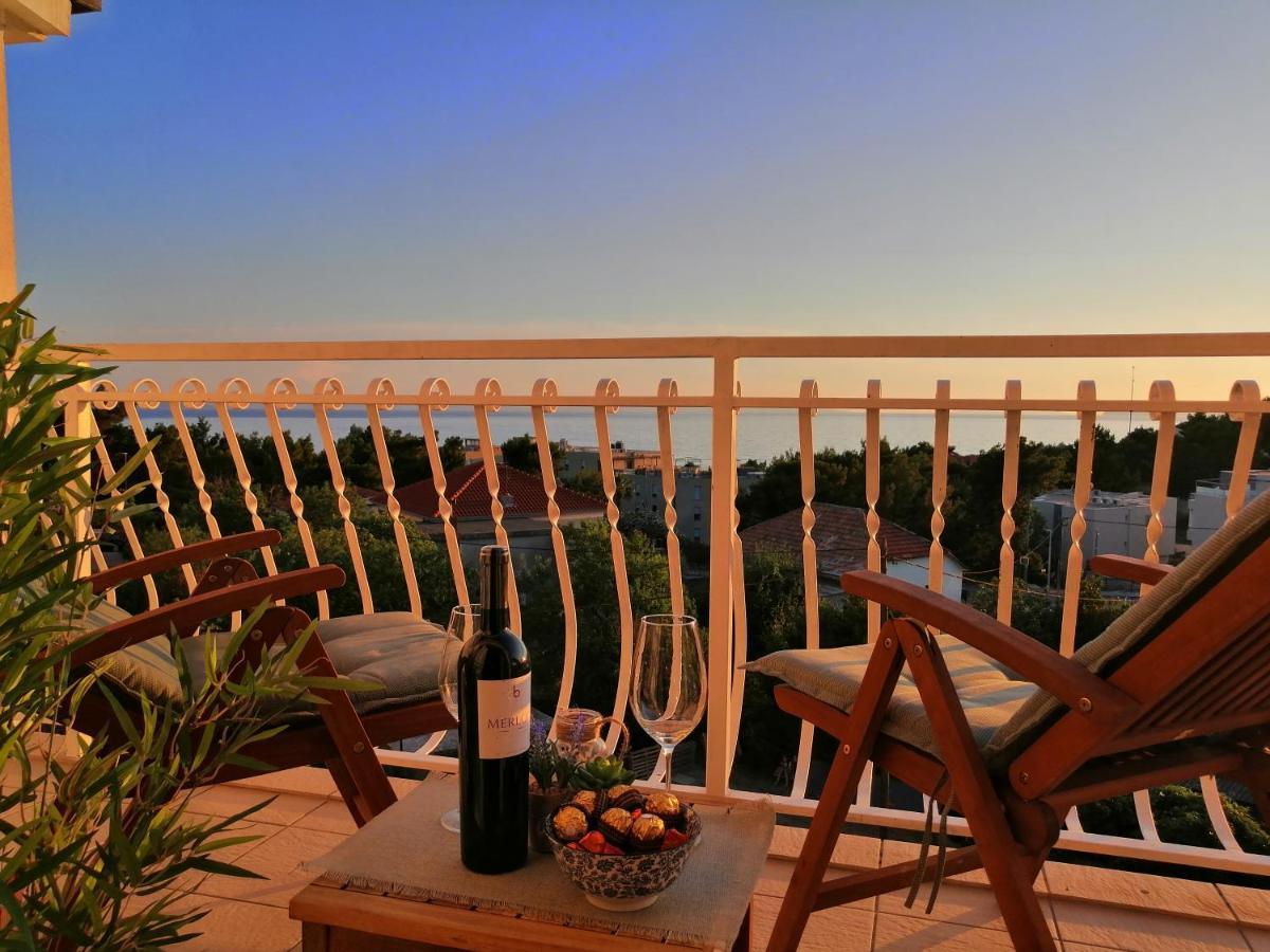 Near The Sea Apartment