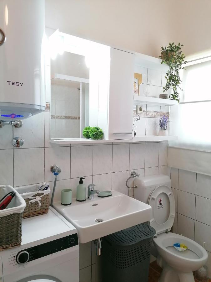 Apartment Near The Sea Podstrana
